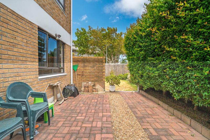 1 Bedroom Property for Sale in Plumstead Western Cape